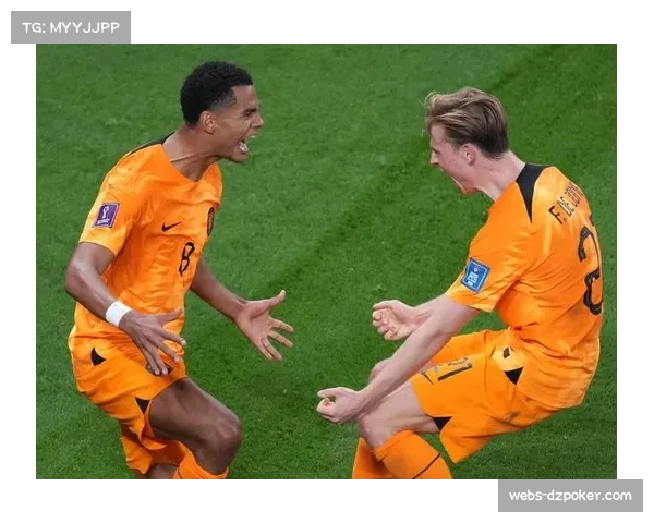 关键瞬间：弗罗西诺内前锋单刀射门击中门柱弹出